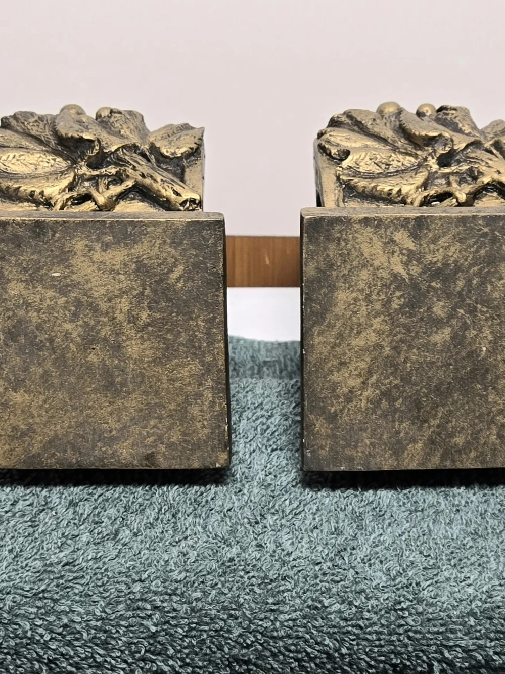 JCPenney Vintage Grape Scarf Holders Wall Sconces Set 2